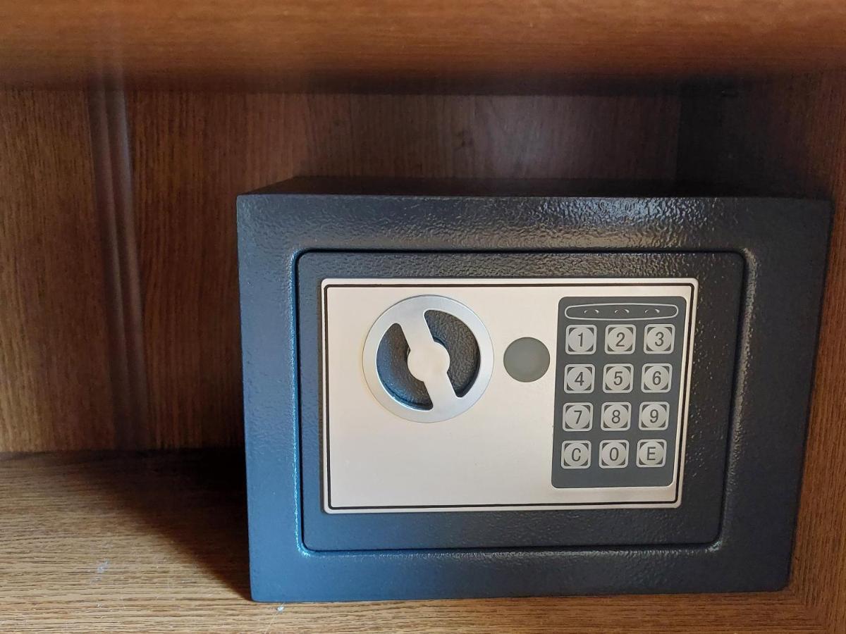 Stefan Apartman Novi Sad Luaran gambar