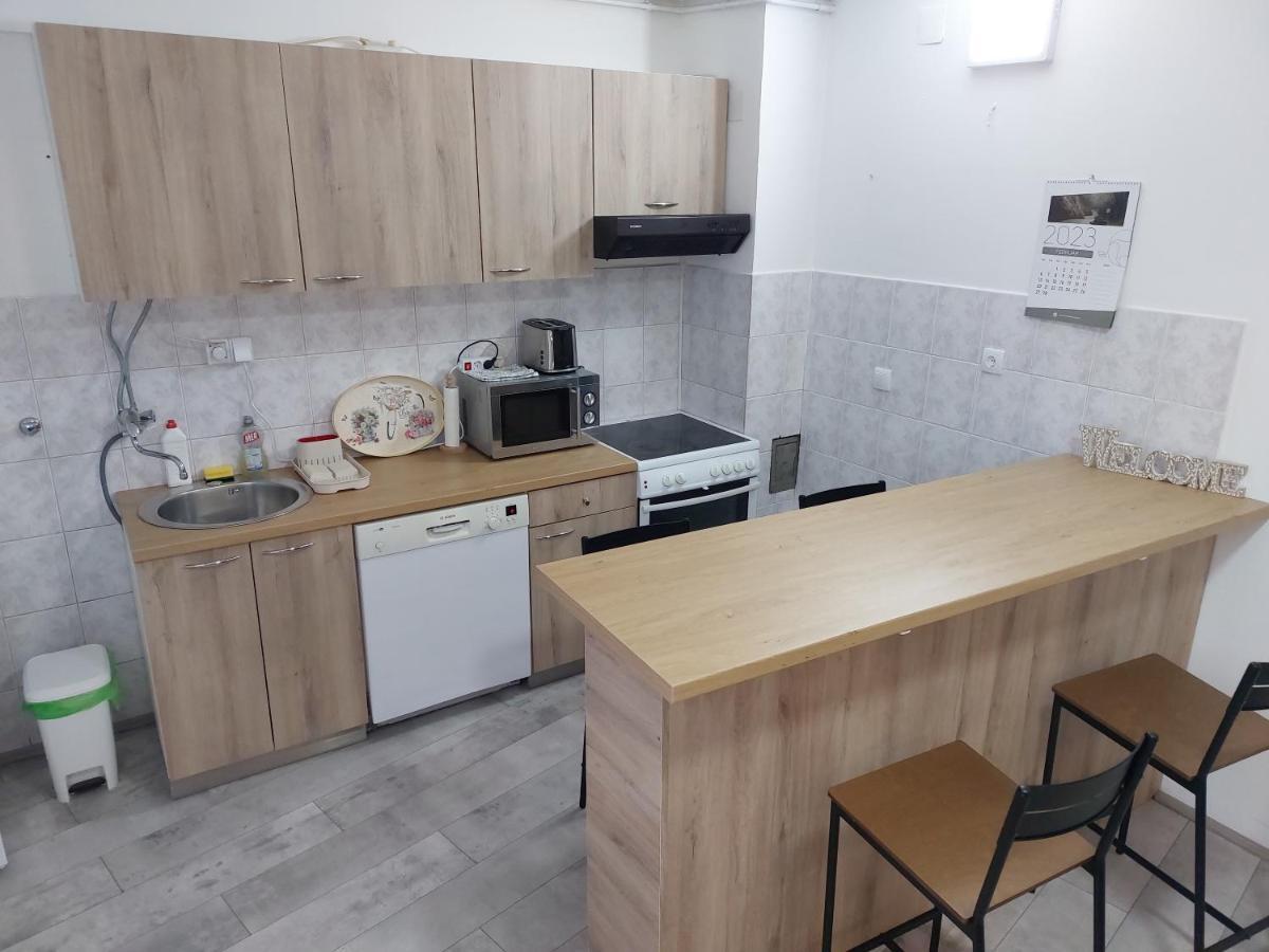 Stefan Apartman Novi Sad Luaran gambar